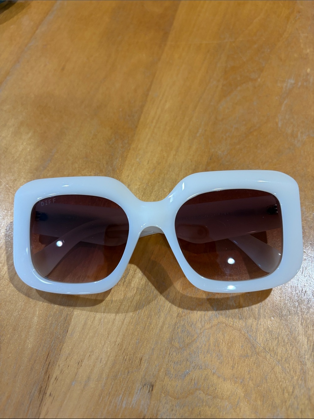 DIFF Giada White Oversized Square Women's Sunglasses with Brown Gradient Lenses